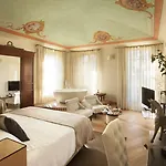 מלון Borgo Ramezzana