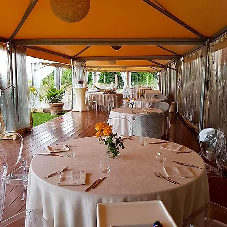 ホテル Borgo Ramezzana 4*